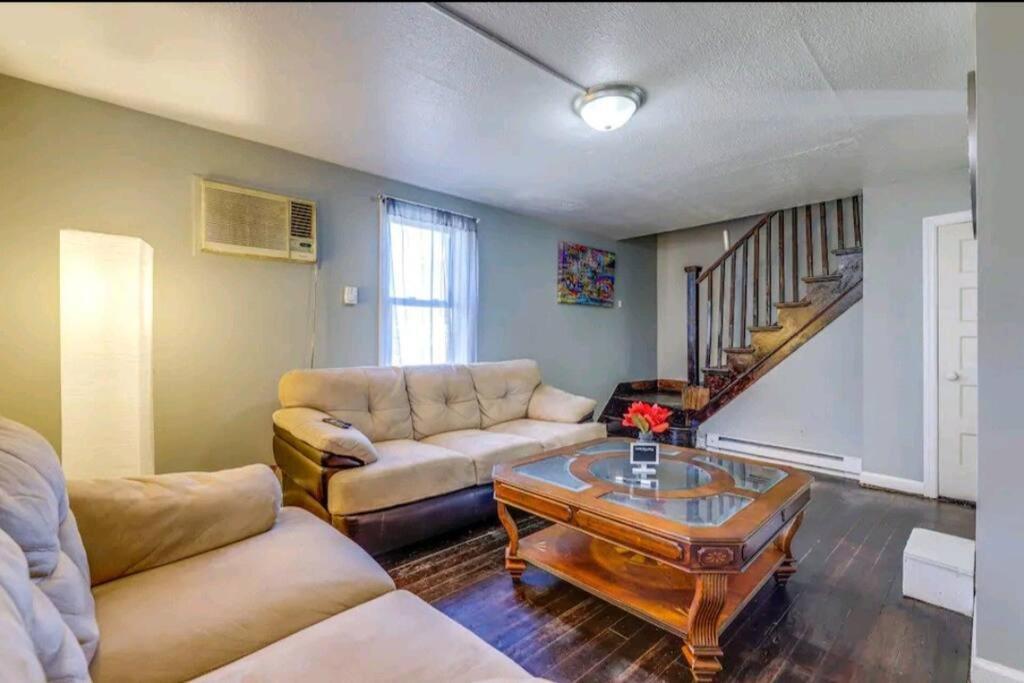 Comfortable Home Away From Home إيست هارتفورد المظهر الخارجي الصورة