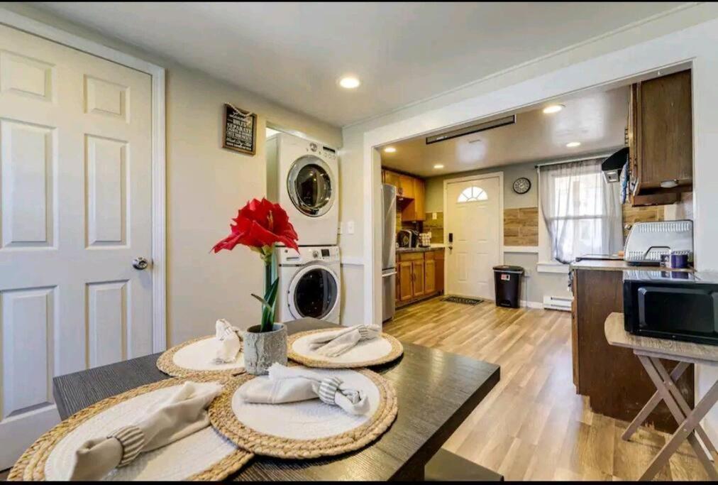 Comfortable Home Away From Home إيست هارتفورد المظهر الخارجي الصورة